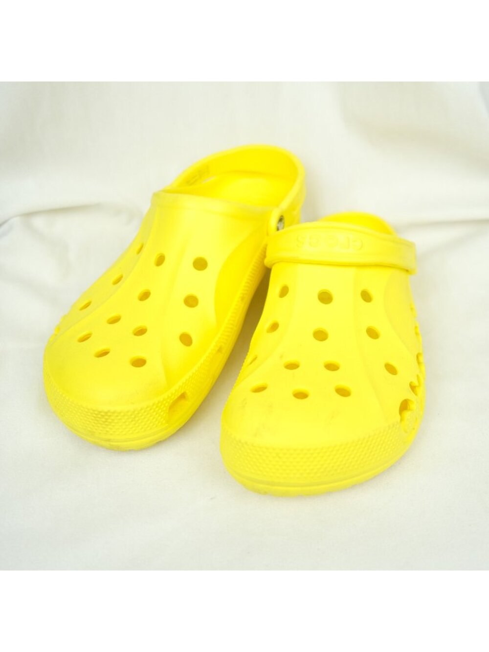 Crocs Classic Clogs Yellow Comfortable Slip-On Shoes Men 10 Women 12